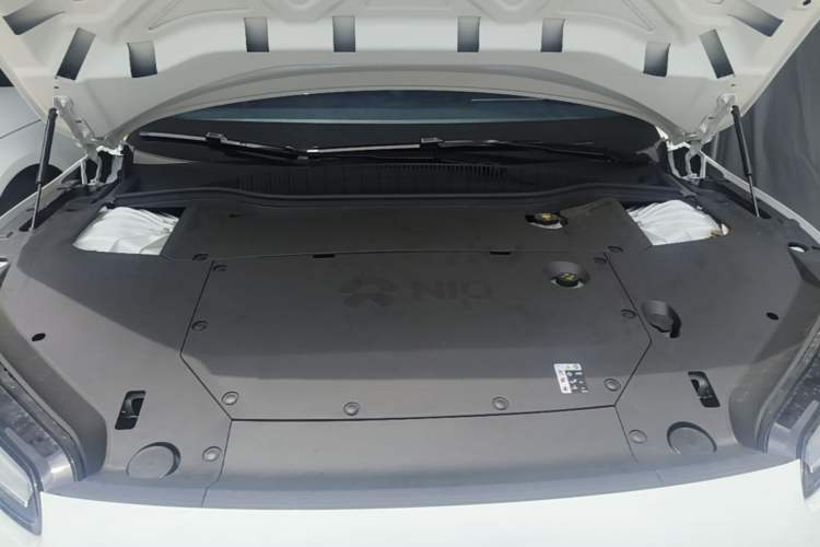 Used Nio ET5 2025 75 kWh Engine Bay