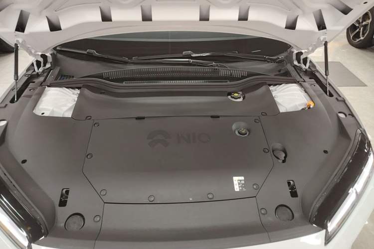 Used Nio ET5 2025 75 kWh Engine Bay