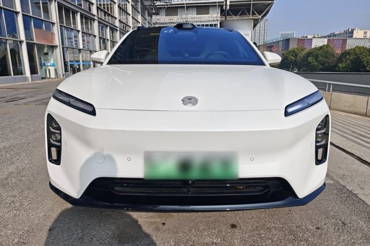 Used Nio ET5 2025 75 kWh Exterior 1