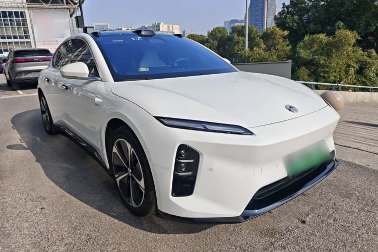Used Nio ET5 2025 75 kWh Exterior 2