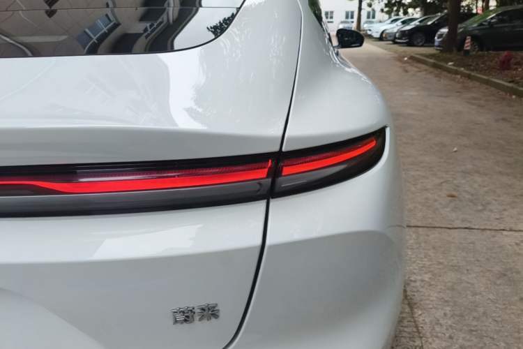 Used Nio ET5 2025 75 kWh Exterior 3