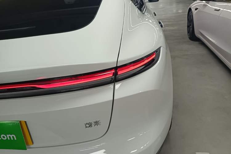 Used Nio ET5 2025 75 kWh Exterior 3