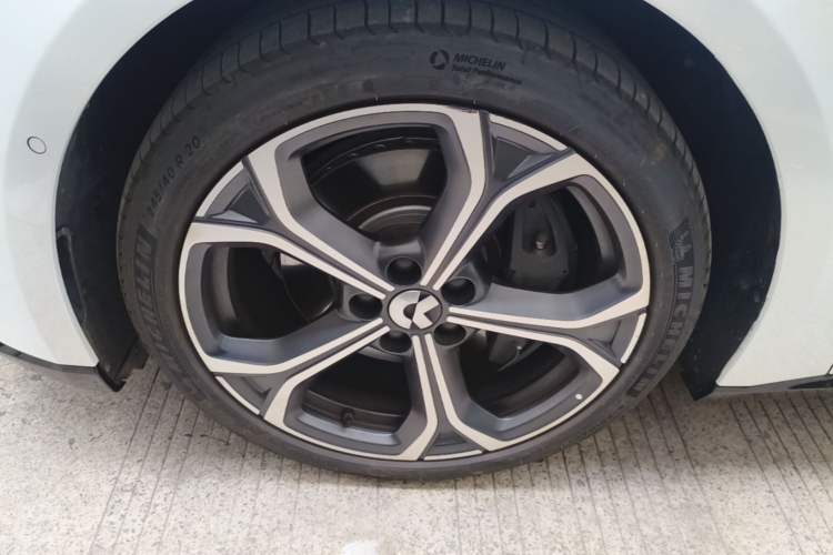 Used Nio ET5 2025 75 kWh Exterior 4