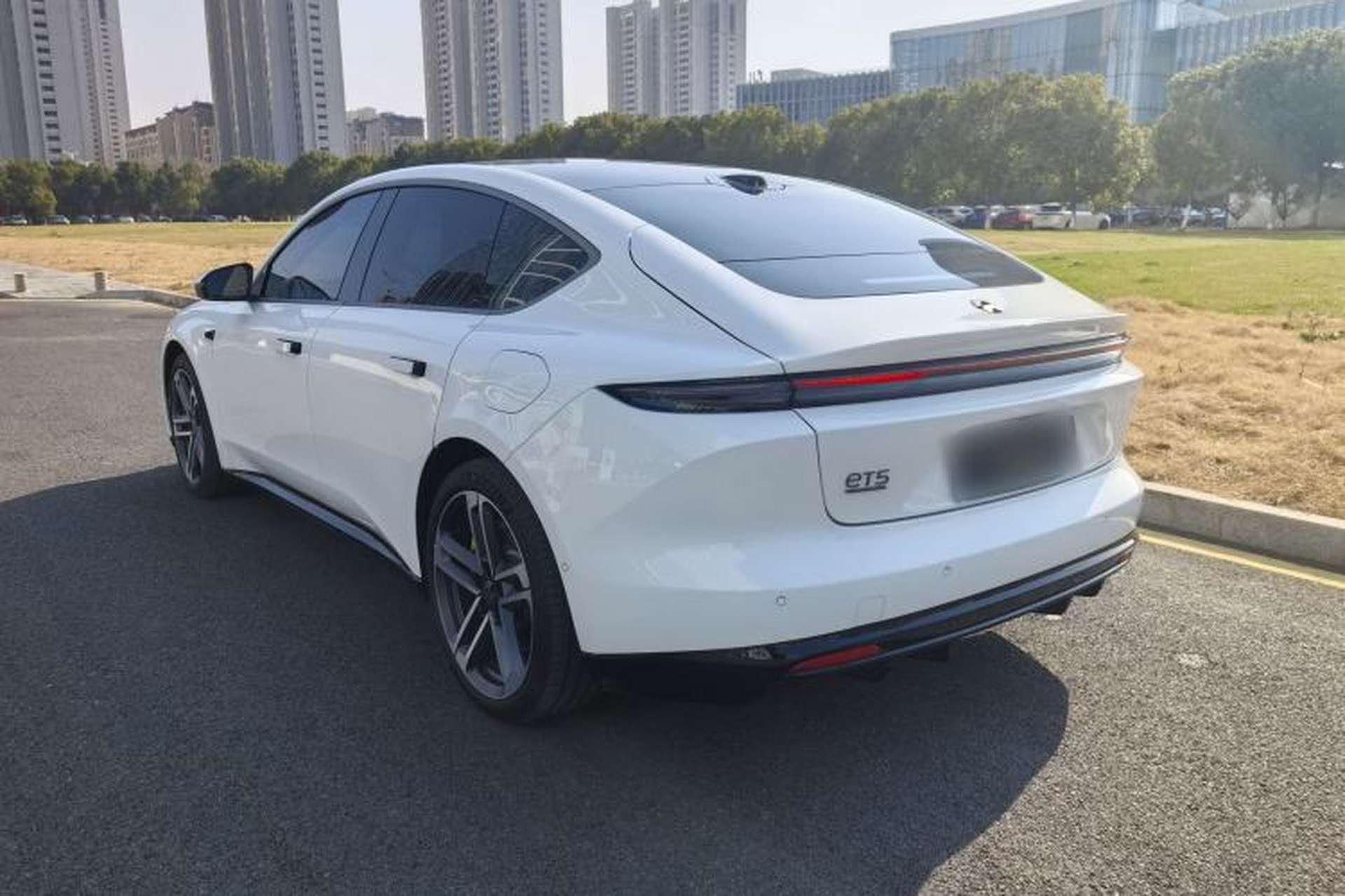 Used Nio ET5 2025 Model Champion Commemorative Edition, 75kWh Exterior 5