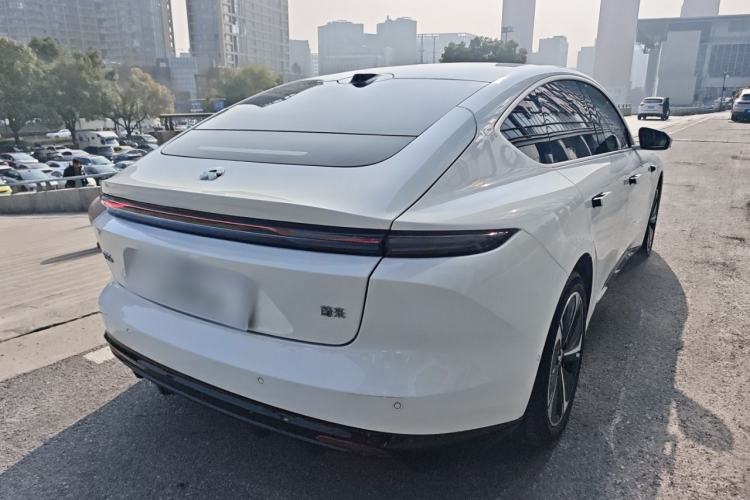 Used Nio ET5 2025 75 kWh Exterior 5