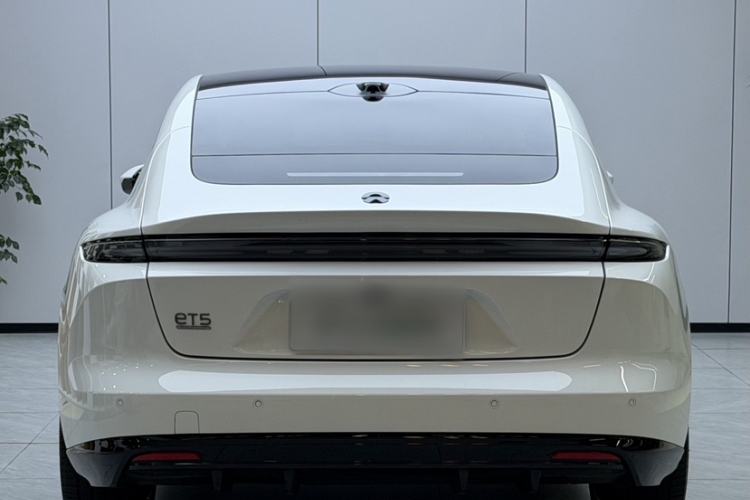 Used Nio ET5 2025 Model Champion Commemorative Edition, 75kWh Exterior 5
