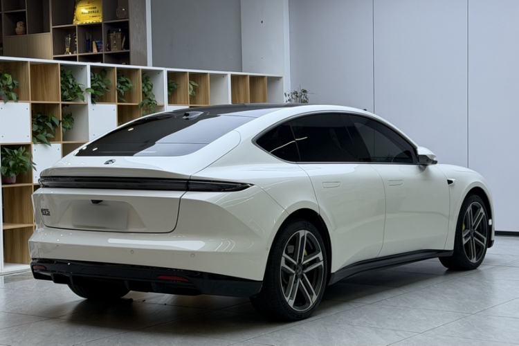 Used Nio ET5 2025 Model Champion Commemorative Edition, 75kWh Exterior 6