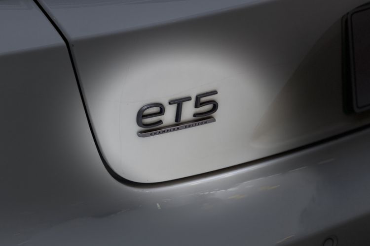 Used Nio ET5 2025 Model Champion Commemorative Edition, 75kWh Exterior 7