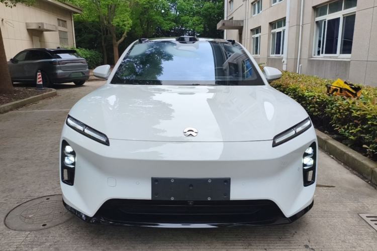 Used Nio ET5 2025 75 kWh Front