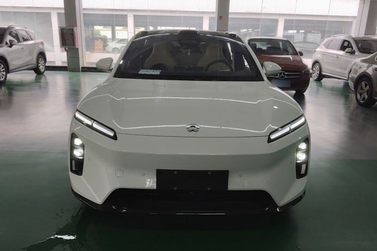 Used Nio ET5 2025 75 kWh Front