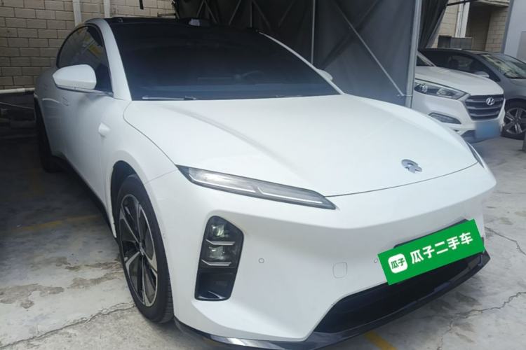 Used Nio ET5 2025 75 kWh Front Right 45 Deg