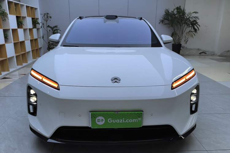 Used Nio ET5 2025 Model Champion Commemorative Edition, 75kWh Front