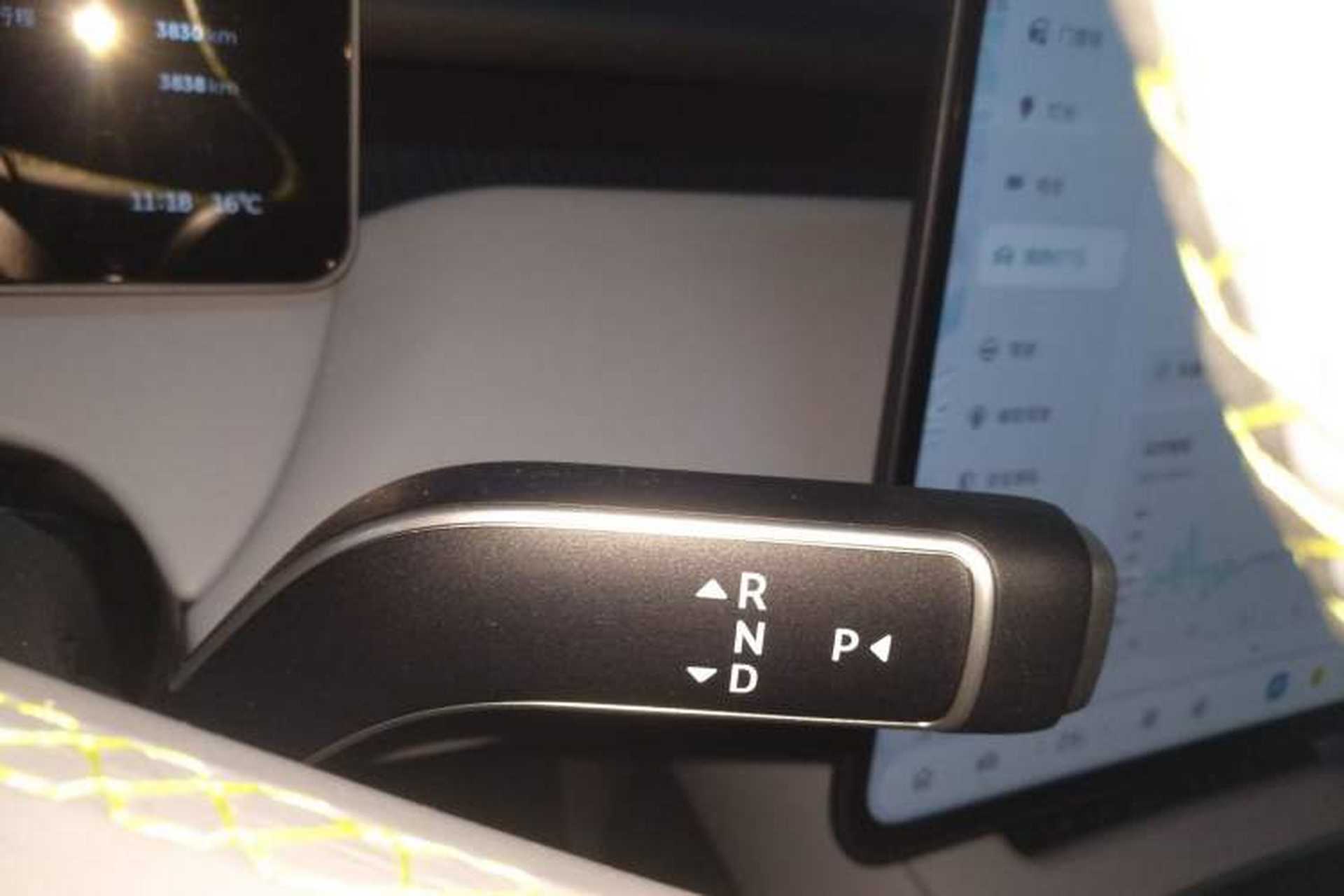 Used Nio ET5 2025 Model Champion Commemorative Edition, 75kWh Gear Lever