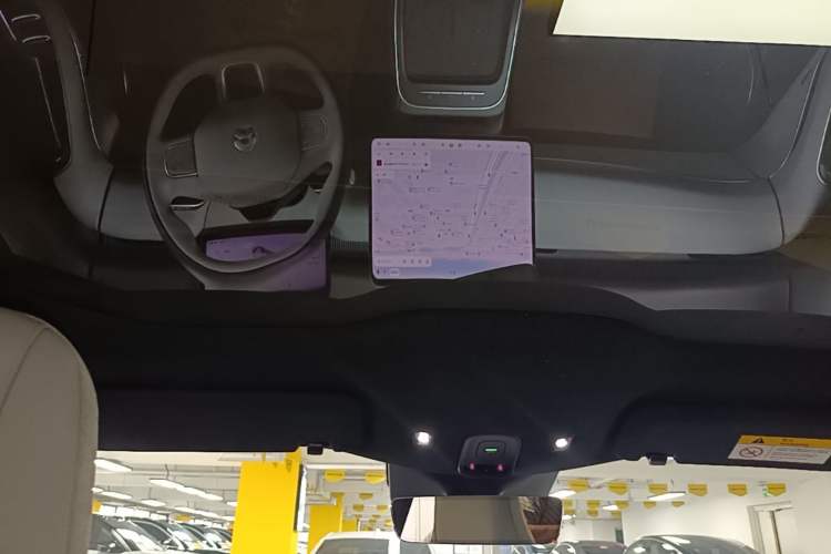 Used Nio ET5 2025 75 kWh Headliner