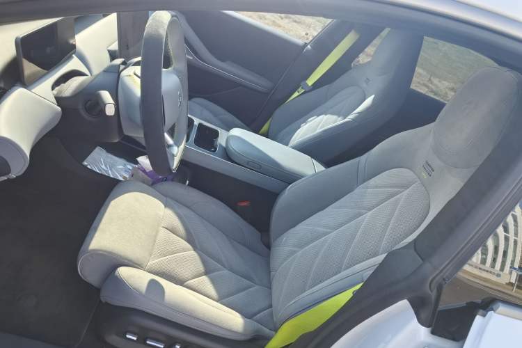 Used Nio ET5 2025 Model Champion Commemorative Edition, 75kWh Interior 1