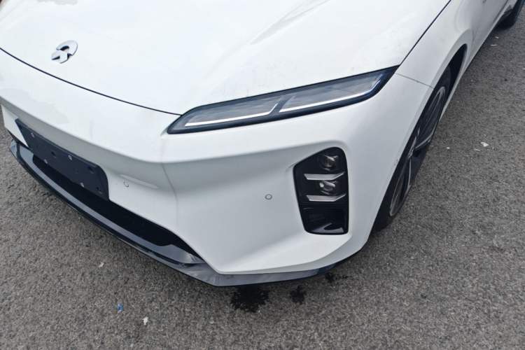 Used Nio ET5 2025 100 kWh Left Front Headlight