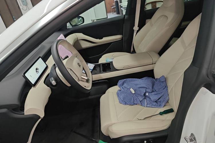 Used Nio ET5 2025 100 kWh Left Front Seat
