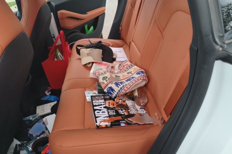 Used Nio ET5 2025 100 kWh Left Rear Seat