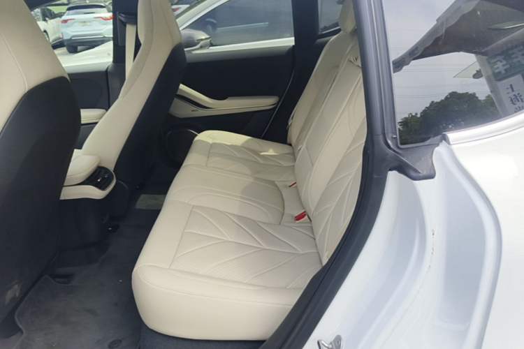 Used Nio ET5 2025 100 kWh Left Rear Seat