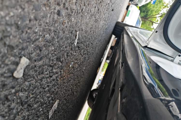 Used Nio ET5 2025 100 kWh Left Side Sill