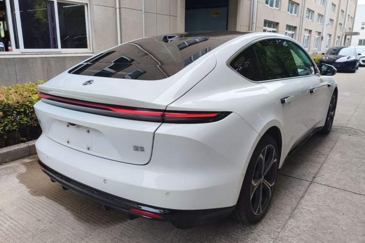 Used Nio ET5 2025 75 kWh Rear Right 45 Deg