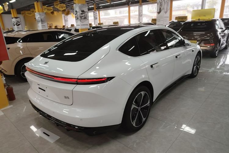 Used Nio ET5 2025 75 kWh Rear Right 45 Deg