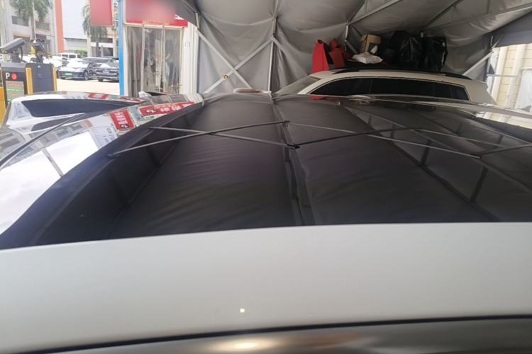Used Nio ET5 2025 75 kWh Roof