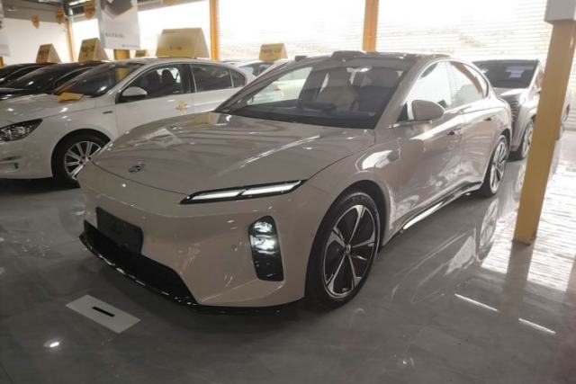 Used Nio ET5 2025 75 kWh