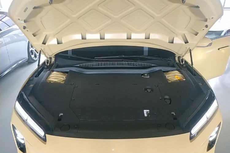 Used Nio ET5 2025 75 kWh Engine Bay