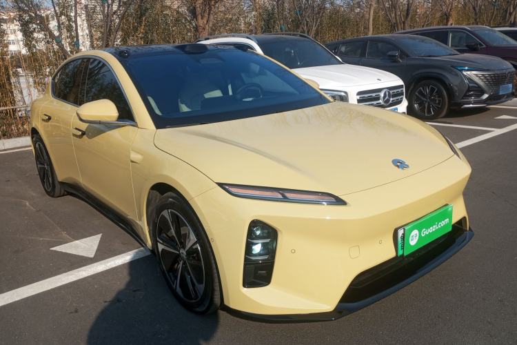 Used Nio ET5 2025 75 kWh Exterior 2