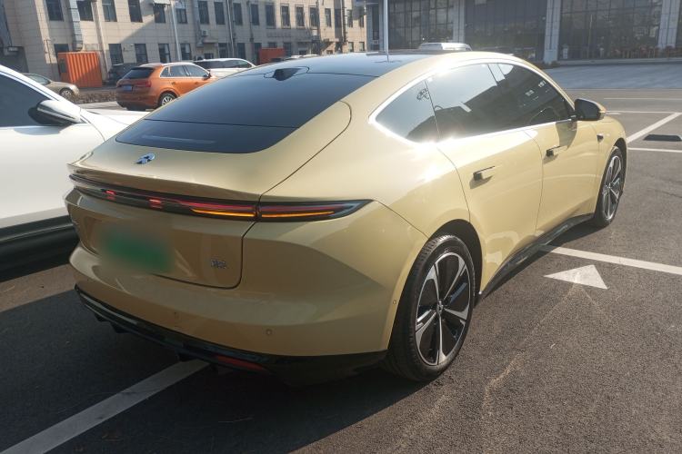 Used Nio ET5 2025 75 kWh Exterior 5