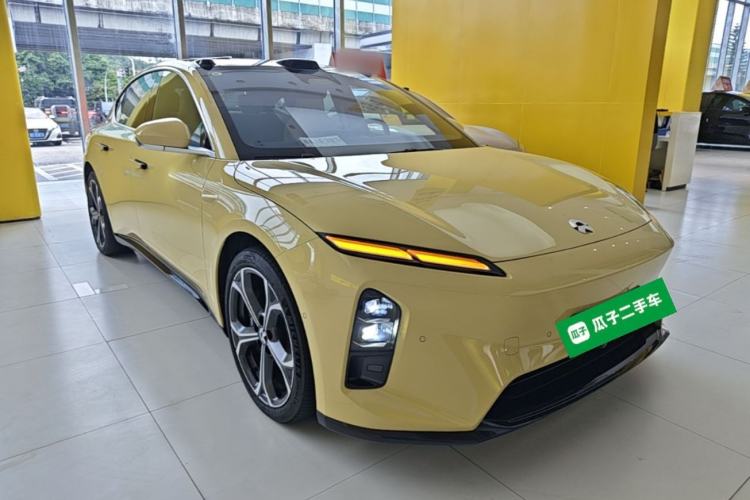 Used Nio ET5 2025 75 kWh Front Right 45 Deg