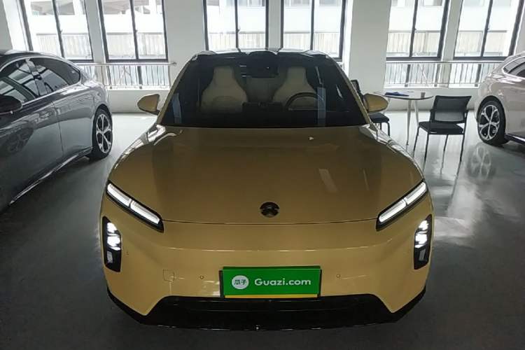 Used Nio ET5 2025 75 kWh Front