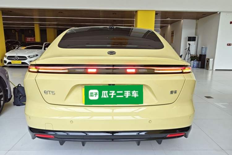 Used Nio ET5 2025 75 kWh Rear