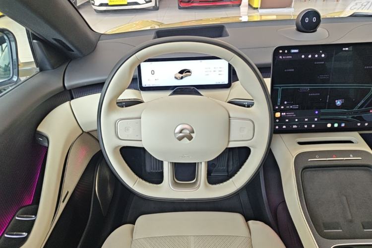 Used Nio ET5 2025 75 kWh Steering Wheel