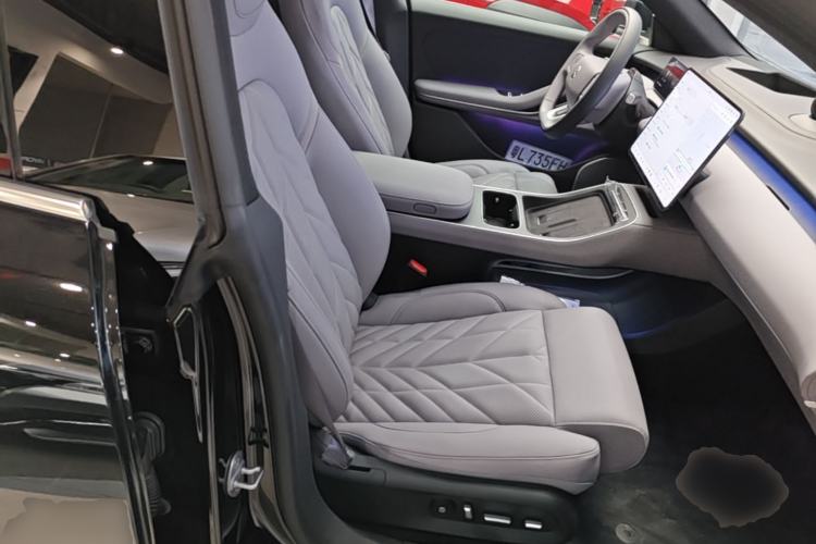 Used Nio ET5 2026 100kWh Right Front Seat