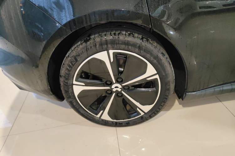 Used Nio ET5T 2024 75kWh Touring Exterior 8