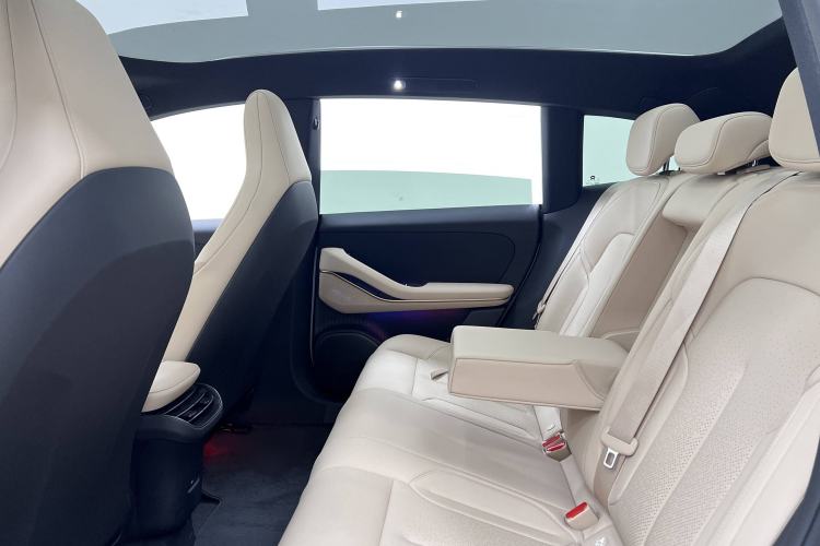 Used Nio ET5T 2024 75kWh Touring Interior 5