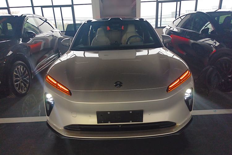 Used Nio ET5T 2023 75 kWh Touring Front