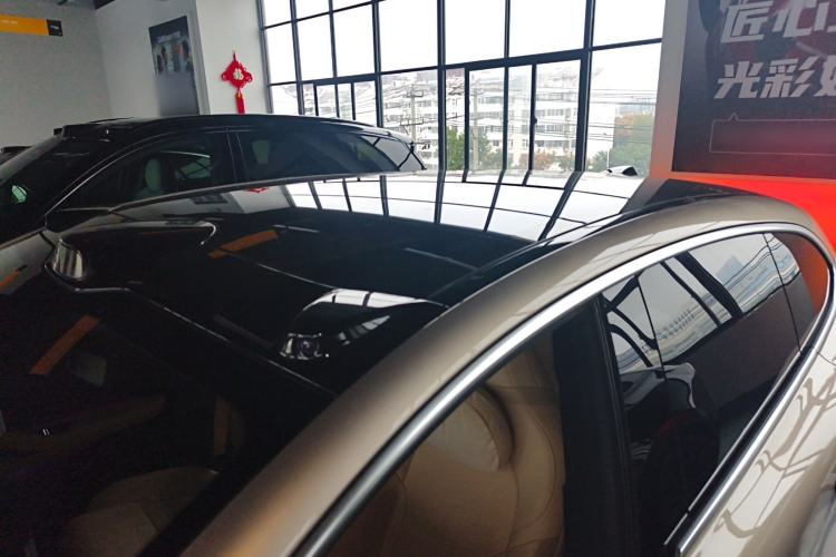 Used Nio ET5T 2023 75 kWh Touring Roof