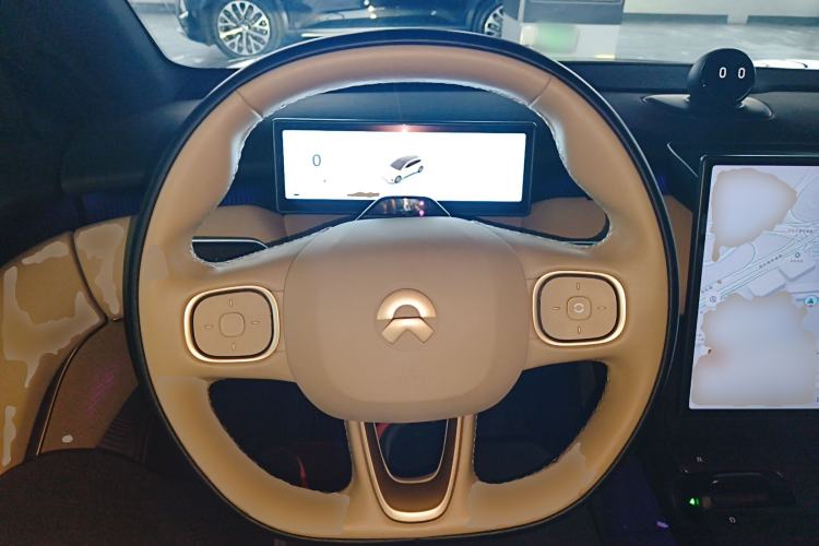 Used Nio ET5T 2023 75 kWh Touring Steering Wheel