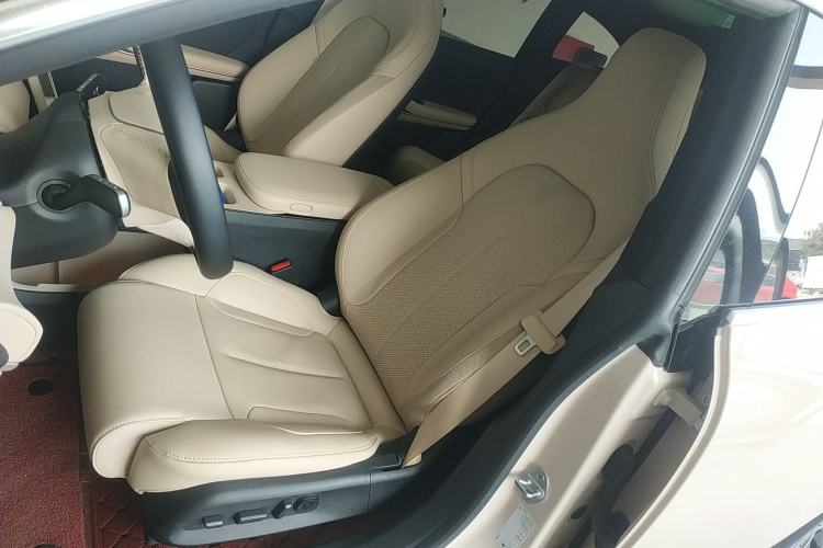 Used Nio ET5T 2024 75kWh Touring Left Front Seat