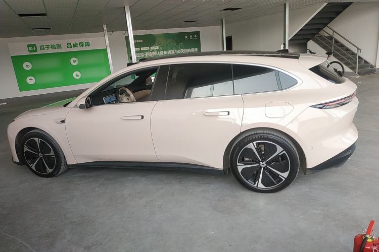 Used Nio ET5T 2024 75kWh Touring Left Side