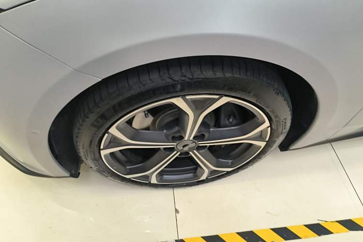 Used Nio ET5T 2024 75kWh Touring Exterior 7