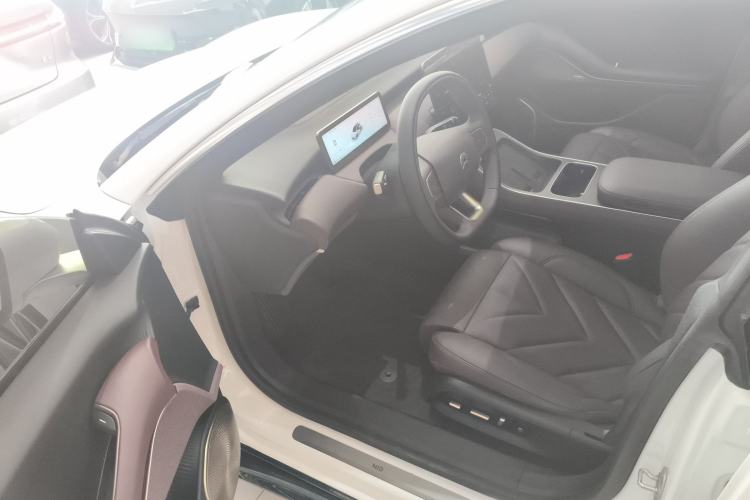 Used Nio ET5T 2025 75 kWh Touring Driver Seat