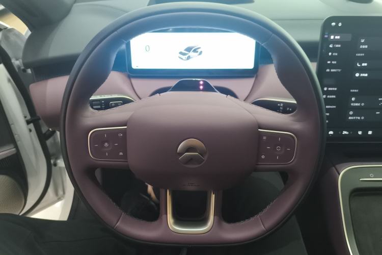 Used Nio ET5T 2025 75 kWh Touring Steering Wheel