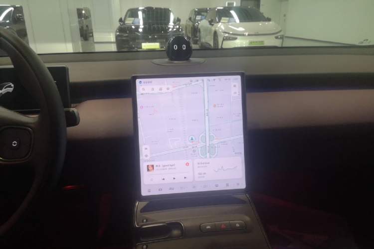 Used Nio ET5T 2023 75 kWh Touring Audio And AC Panel