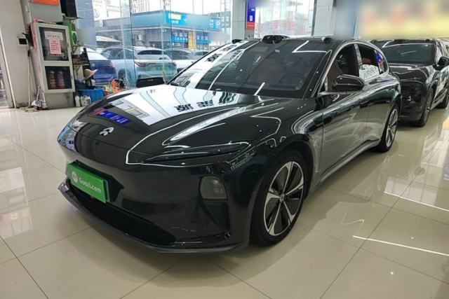 Ojetý Nio ET5T 2023 75 kWh Touring