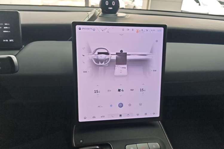 Used Nio ET5T 2023 75 kWh Touring Audio And AC Panel
