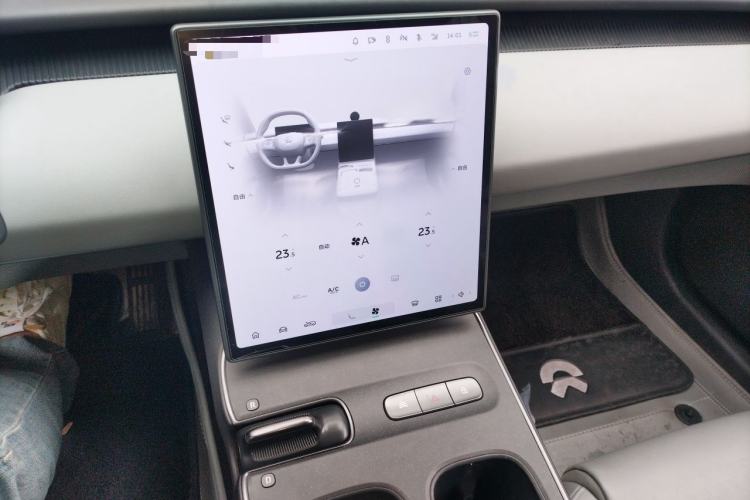 Used Nio ET5T 2023 75 kWh Touring Audio And AC Panel